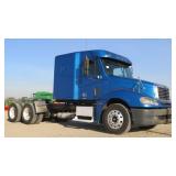Freightliner Columbia W/Sleeper