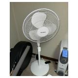 Pedestal fan