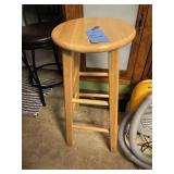 Bar stool