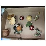 Animals that open into boxes mostly