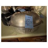Large aluminum roasting pan