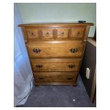 Maple chest of drawers w/mirror