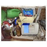 Soil, garden products & buckets