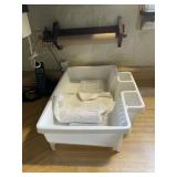 Grabber & phone, drainer, contents of window