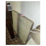 Card table w/2 chairs