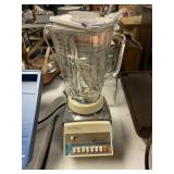 Osterizer blender & attachments
