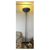 Pole lamp & wall clock