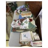 4 flats kitchen towels, place mats, misc