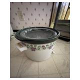 Rigal crockpot, stack of baking pans