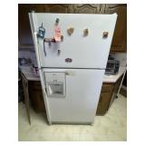 Maytag fridge plus icemaker in door
