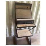 Heavy Steal Diamond Grate Counter Stand  6 Foot