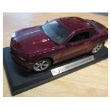 Maisto 1:18 Scale 2010 Chevy Camaro - 11"