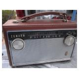 Vintage Zenith Deluxe Royal 755 Radio