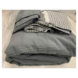 New/No Package Queen Comforter, Pillow Cases &