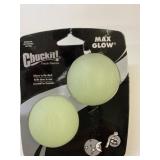 2 Chuckit! Glow in The Dark Balls