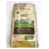 Living World 20L Aspen Shavings For Small Animals