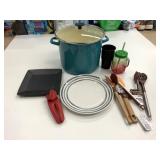 New, Used & Damaged Kitchen Lot