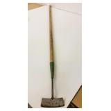 Traditional Garden Hoe