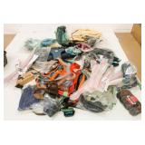 Lot of New/Damaged Package Leashes & Harnesses