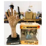 Walking Dead Hand Lamp & Vinyl Figure