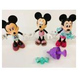3 Minnie Mouse 6" Figures Plus