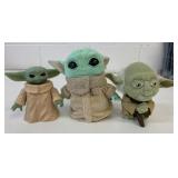 Yoda & Mandalorian Stuffies & Toys