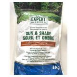 1Kg Bag Expert Gardener Sun & Shade Grass Seed Mix