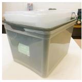 6 Assorted Size Totes No Lids