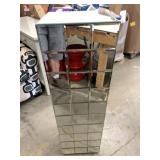 Mirrored Puzzle Cube Pedestal w/Grid of Beveled