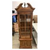 Traditional Solid Wood Curio Cabinet w/Light