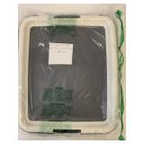 Iris 17" x 14" Puppy/Dog Pads Holder