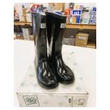 New M&B Kids Size 5 Glossy Black Rubber Boots