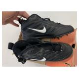 Nike Size 7.5 Baseball Cleats