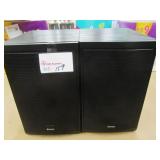 Working Boston CR67 Bookshelf Speakers