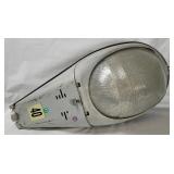 Roadway Street Light Fixture