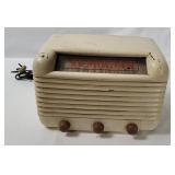 1940's Sentinel Tabletop Tube Radio