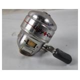 Shakespeare Ugly Cast Fishing Reel