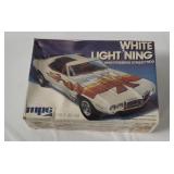 Sealed Mpc White Lightning Model Kit 1/25