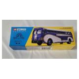 Corgi Classics Union Pacific Bus 53901
