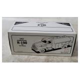 First Gear Diecast  '57 Intl. R-190 Tanker Truck