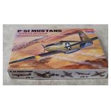 Academy P-51 Mustang Model Kit 1/72