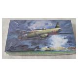 Hasegawa Mitsubishi G4m2 Model Kit 1/72