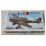 Upc German Stuka Ju 87b Model Kit 1/100