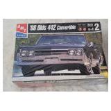 Sealed Amt '66 Olds 442 Convertible Model Kit