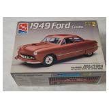 Amt 1949 Ford Coupe Model Kit 1:25