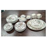 British Bridgwood Indian Tree 5800 Porcelain Set