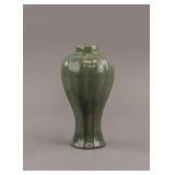 Chinese Song Style Longquan Celadon Crackle Vase