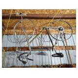 bike no tires on wheels