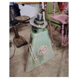 Lincoln bomb sight wheel balancer