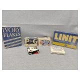 Vintage bathroom items